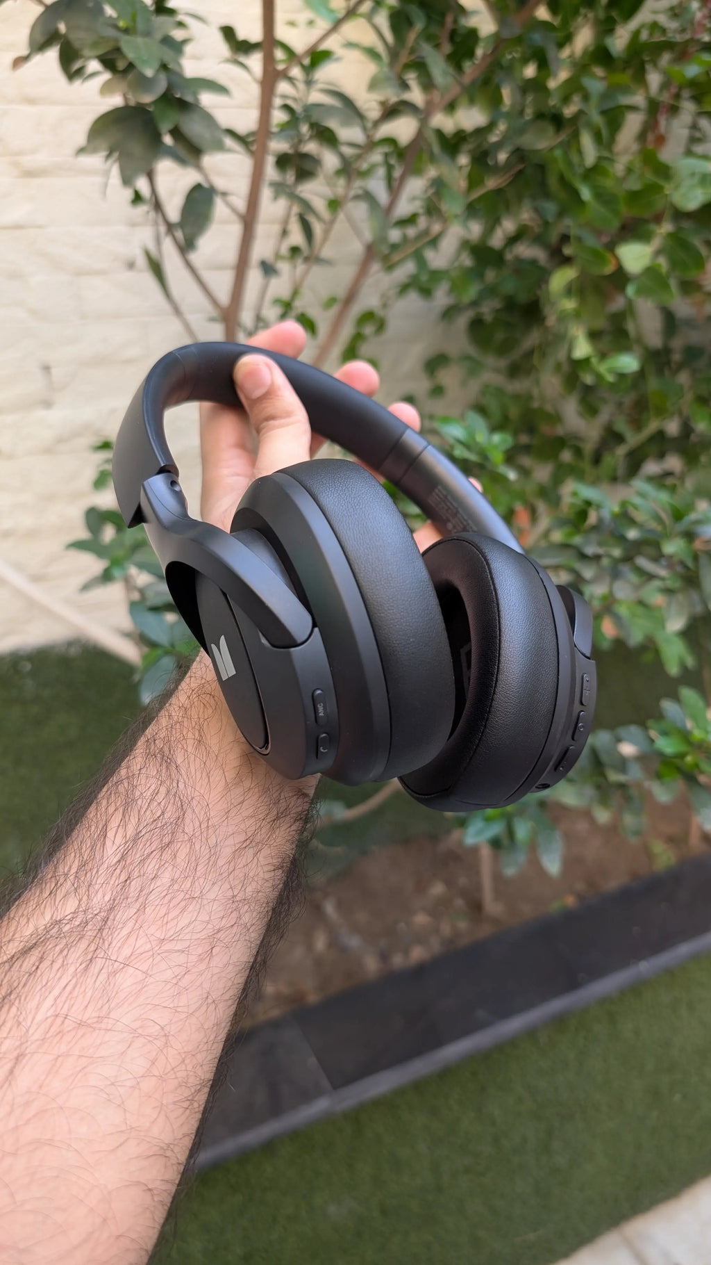 Monster MQH07 Wireless ANC Headphones – 38dB Noise Cancellation | Gaming & Music (Black) NextGad
